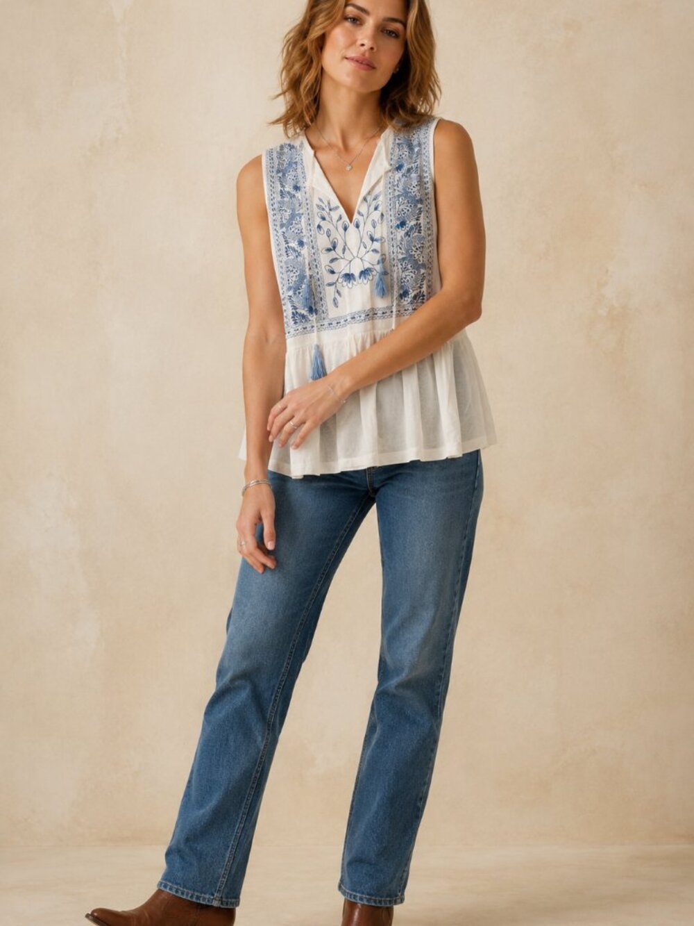 Lucky Brand White Blue Embroidered Boho Sleeveless Top L Tassel Tie Cotton